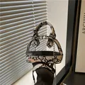Borsa in PVC trasparente con stampa serpente e tracolla a catena metallica - Bianco