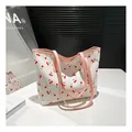 Sac fourre-tout blanc à imprimé cerise et anses roses, grand sac à épaule élégant - Style Cerise