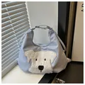 Bolso tote azul claro con diseño de cachorro de peluche blanco y correa ajustable - Azul