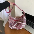 Ethnic knit crossbody bag with bohemian geometric pattern and red adjustable strap - Red / 23*26.5*8cm