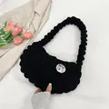 Borsa a nuvola plissettata nera alla moda con spilla a cartone animato e stile hobo - Distintivo Portafortuna / Nero