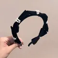 Elegant French velvet headband with white faux pearls and retro bow design for women - Black