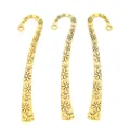 Detailansicht goldener Vintage-Lesezeichen aus Legierung mit Blumen- und Schmetterlingsgravur - Antikgold