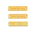 Polierte goldene Handmade-Anhänger aus Legierung mit zwei Löchern für DIY-Schmuck - Handmade Buchstabenschild Stil / Gold