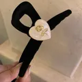 Velvet hair claw clip with cream heart and gold rose detail in vintage French style - Crossed