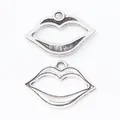 Coppia di ciondoli a forma di labbra argento vintage per creazione gioielli fai da te - Argento antico