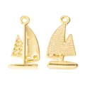 Gouden zeilboot hanger van metaal voor DIY sieraden, voor- en achterkant beeld - Goud