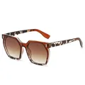 Quadratische Sonnenbrille mit Tiermuster-Design und braunen Verlaufsgläsern - Schildpatt Tee-Rahmen Doppeltee-Linsen