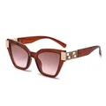 Lunettes de soleil œil-de-chat rétro avec monture brune et verres dégradés roses - Monture Thé Rose Violet