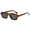 Vintage rectangle sunglasses with tortoiseshell frame and dark lenses for sun protection - Leopard / Grey Lenses