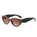 Cat-eye sunglasses with brown frames, black temples and gradient tea lenses - Brown Frame Double Tea Lens