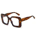 Chic tortoise shell square sunglasses with oversized frame and anti-UV lenses - C13 Leopard Frame Clear Lens