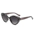 Retro cat-eye zonnebril voor dames in grijs schildpad met donkere kleurverloop - Grijs Frame Dubbel Grijs