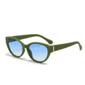 Retro cat-eye zonnebril met militair groen mat montuur en blauwe gradiënt lenzen - Groen frame met blauw verloop