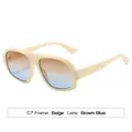 Occhiali da sole quadrati beige con lenti sfumate marrone-blu nel modello C7 - Montatura Beige Lenti Te Blu