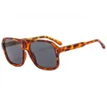 Fashionable oversized square sunglasses with tortoiseshell frames and dark grey lenses - Leopard Pattern (C2) / Leopard Frame/Dark Gray Lens