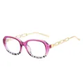 Lunettes de soleil carrées avec monture dégradée violette et branches chaîne dorée - Cadre Transparent Imprimé Léopard Violet C12