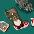Donkergroene kerstsok met 3D-kerstmanpop en pluche rand voor vakantiedecoratie - Kerstman Stijl / Bordeauxrood