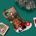 Groene kerstsok met 3D rendierfiguur en witte rand van imitatiebont voor geschenken - Rendier Stijl / Groen