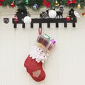 Hängender Weihnachtsstrumpf aus Jute mit Plüsch-Weihnachtsmann und 3D Geschenkboxen - Weihnachtsmann