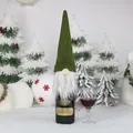 Copribottiglia di vino gnomo di Natale con cappello di feltro verde e barba bianca - Copribottiglia gnomo senza volto verde