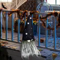 Gnomo di Halloween appeso con cappello nero a stelle e barba grigia lunga per decorazione - Stile Cappello Dritto