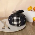 Zucca di Halloween in tessuto con motivo blu stella luna e design a quadri bianco nero - Stile Luna e Stelle a Griglia Bianca e Nera