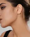 Détail de l'ensemble de boucles d'oreilles dorées avec étoiles, papillons et zircons - Style Empilable Anneau Étoile Chaîne (e615) / 14k / Set de 5 pièces / Or