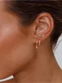 Dreiteiliges Ohrring-Set aus Gold-Messing mit Rautenanhänger und Blumensteckern aus Zirkonia - Rhombus Anhänger Dreiblättrige Blume Ohrring Set (e698) / 14k / 3er-Set / Gold