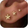 Set di tre orecchini a lobo a forma di fiore in oro spazzolato di diverse dimensioni - Set orecchini a lobo con fiori a cinque petali (e1228) / Set da 3 / Oro