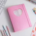 Roze A5 matte fotoalbum binder met hartvormig venster en elastische sluitband - Roze Cover