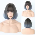 Parrucca corta a caschetto sfumata con frangia in grigio blu, vista tripla - 30cm / Sfumato Blu Polvere