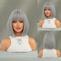 Parrucca bob corta grigio argento con frangia in fibra sintetica opaca resistente al calore - Grigio Tè al Riso