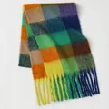Bunter Karoschal mit gelben und blauen Mustern und langen Quasten für Damen - Gelb Orange Blau Lila Kariert (1)