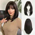 Natuurlijke donkerbruine halflange pruik met pony en laagjes voor een zachte look - Zwarte Thee 50cm