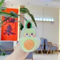 Portachiavi a forma di avocado in morbido peluche con ricamo a faccina sorridente - Avocado In Pelliccia Di Visone / Catena Pendente