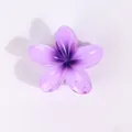Claw hair clip featuring a purple gradient plumeria flower shape in translucent resin - Purity / Violet