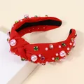 Cerchietto in velluto rosso con perle e strass multicolore su un supporto bianco - Rosso