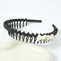 Black wavy anti-slip hairband with cute white bear cartoon figures for girls - Black Bear