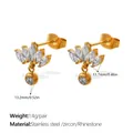 Golden crown heart earrings with sparkling white zircons and a lightweight design - Crown Shape Stud Earrings / EH1332WEG White Zircon Gold