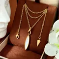 Collana placcata oro con ciondolo in conchiglia bianca in astuccio di velluto - Collana con pendente a goccia d'acqua / Conchiglia Bianca