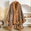 Detail of plush faux fur trim on oversized leopard print knit shawl with a cozy texture - One Size / Camel