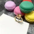 Anillo de oro elegante con gema cuadrada champán y pavé de diamantes en la banda - Talla 6 / Borde Dorado + Champaña