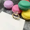 Anillo de cristal rosa corte cuadrado con banda dorada y detalles de diamantes - Talla 6 / Borde Dorado + Rosa Transparente