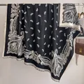 Klassischer Paisley-Schal in Schwarz-Weiß mit eleganten langen Fransen - Fj073 - Schwarz / 130x130cm