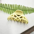 Elegant cream yellow hair claw clip with criss-cross hollow weave design for women - Fishbone Grid-Yellow