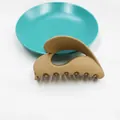Pinza per capelli marrone opaco con intaglio dal design aerodinamico e presa forte - Kaki