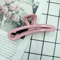 Pinza para el pelo en rosa caramelo con diseño de imperdible y un acabado brillante - Rosa
