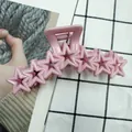 Light pink star-shaped claw clip with a glossy finish for Korean summer hair styles - Pink