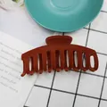 Elegante pinza per capelli in velluto caramello opaco per acconciature da donna raffinate - Arancione / Floccaggio/Velluto